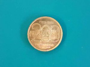เหรียญที่ระลึกสมโภชกรุงรัตนโกสินทร์ 200 ปี